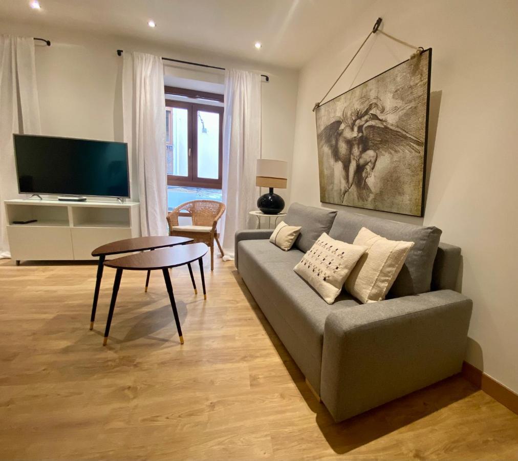 Апартаменты Apartamento Malaga-Centro Экстерьер фото